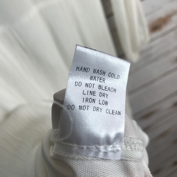 Boho Style Top, Cream, Size Medium - Picture 5 of 6